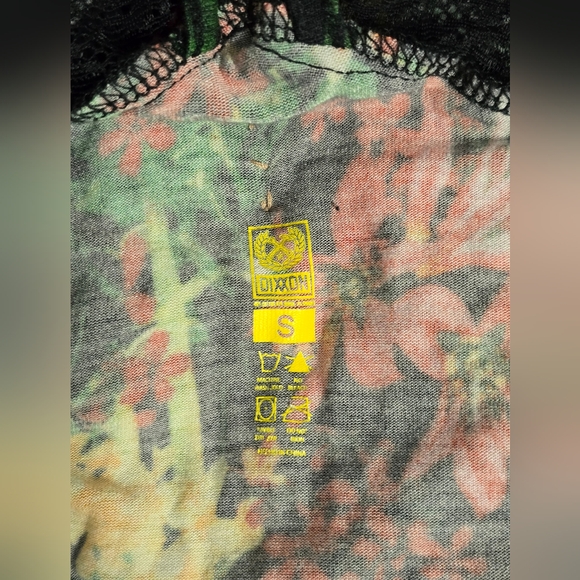 Dixxon Floral Lace Trim Cami Top Size SM EUC - Picture 4 of 4